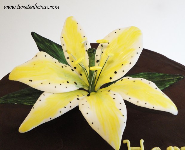 Tiger Lily Cake Flower